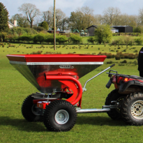 Early-Season Spreading When Conditions Matter Most